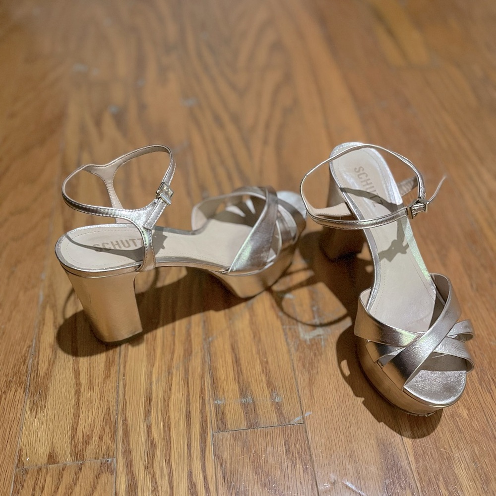 Gold Schutz shoes size 8.5 Super Comfortable!